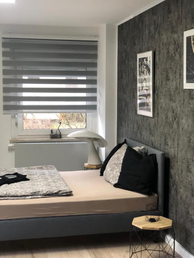 Body Kult Loft - Modernes Appartement Mit 2 Separaten Schlafzimmern Zwickau Exterior foto