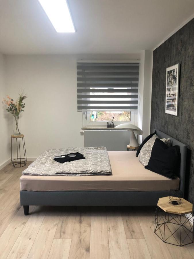 Body Kult Loft - Modernes Appartement Mit 2 Separaten Schlafzimmern Zwickau Exterior foto