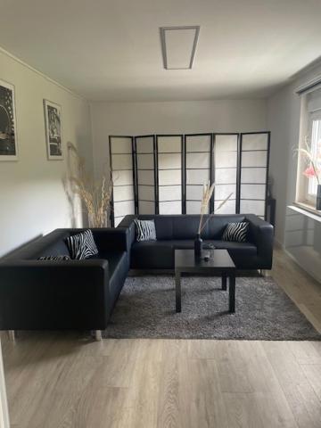 Body Kult Loft - Modernes Appartement Mit 2 Separaten Schlafzimmern Zwickau Exterior foto